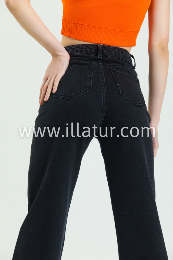 Женские джинсы прямые Illa Jeans 0039